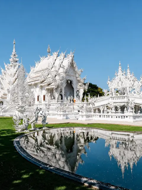 Chiang rai white Temple, Blue Temple Red Temple & Lalita Café Day Tour (Join Tour/Private Tour)