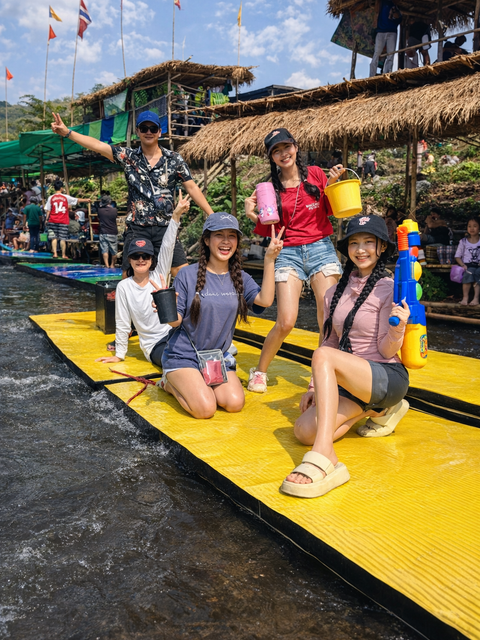 Offre limitée dans le temps : rafting et détente à Chiang Rai : aventure à Mae Suai et sources thermales de Mae Kachan